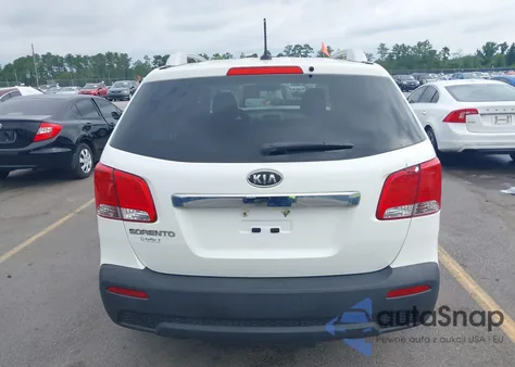 2013 Kia Sorento Lx V6 z USA, uszkodzony, nr VIN 5XYKT4A27DG368070